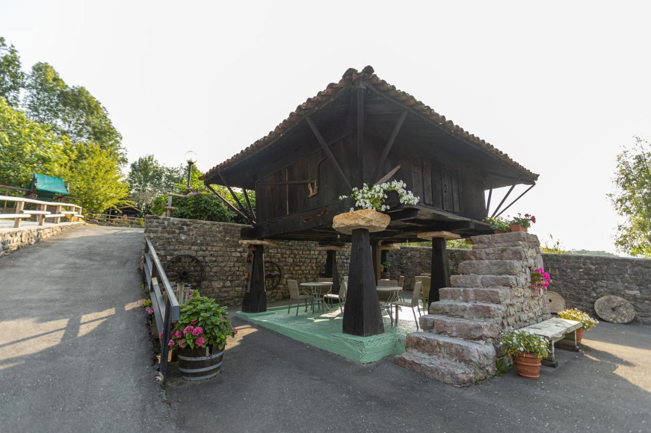 Hotel & Spa Villa De Mestas Mestas De Con Exterior foto